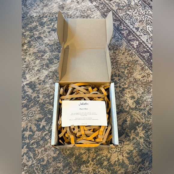 Juliska Blue & White Glass Vase - Picture 4 of 6